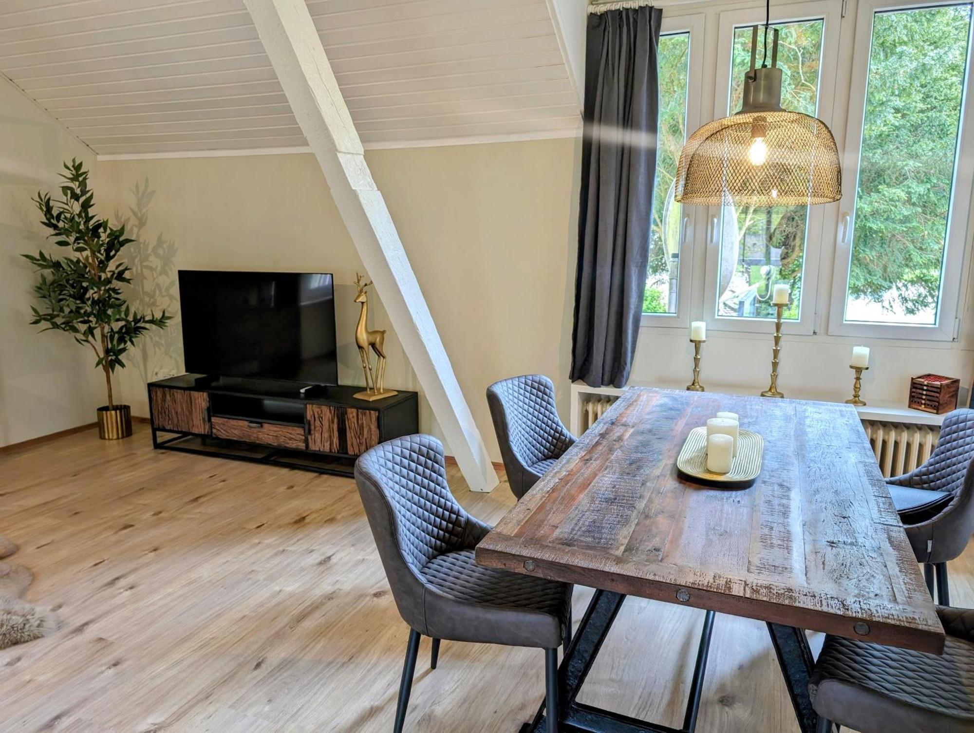 Apartments Am Schloss Rimburg Ubach-Palenberg ภายนอก รูปภาพ